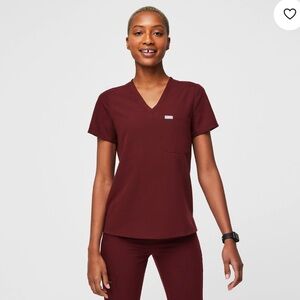 Figs Burgundy Catarina™ One-Pocket Scrub Top- S